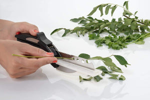 073 Stainless Steel 4 in 1 Clever Cutter, Black